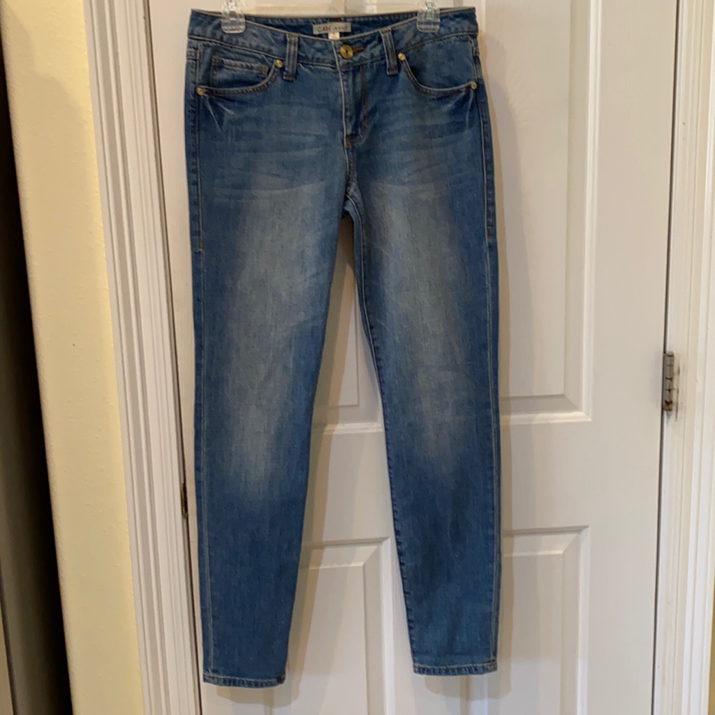 Cabi Skinny Jeans Nwotsz 6 (Fit More Like 4)